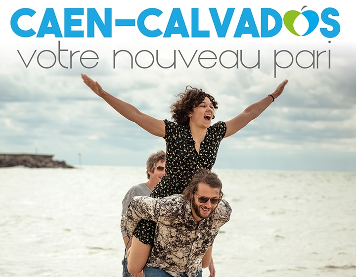 Jeunes gens sur une plage du Calvados